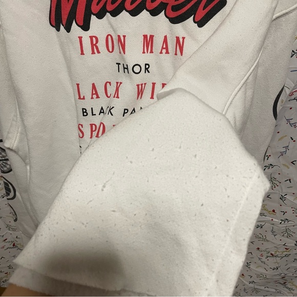 Marvel Cropped White Sweater Size XL - Picture 8 of 12